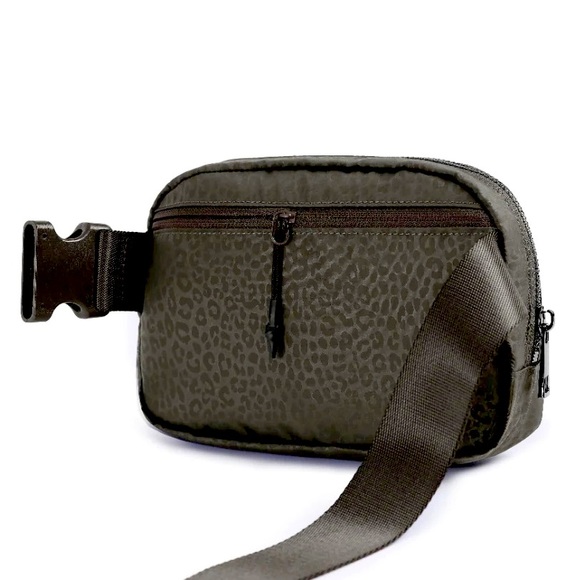 Ododos mini belt bag 1L, leopard print, brown, NWT - Picture 4 of 13